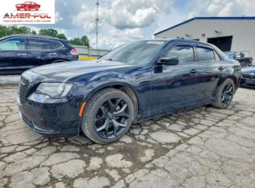 Chrysler 300C II 2022 Chrysler 300 Touring 2022 3.6 Benzyna 292KM