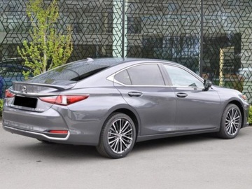 Lexus ES VII (XV70) Sedan Facelifting 300h 218KM 2025 Od ręki - 300h Business Edition 2.5 E-CVT 218KM | Podgrzewane fotele!, zdjęcie 3