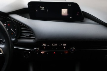 Mazda 3 IV Sedan  2.0 SKYACTIV-G 150KM 2021 Mazda 3 2.0 Skyactiv-G, Salon Polska, Serwis ASO, zdjęcie 12