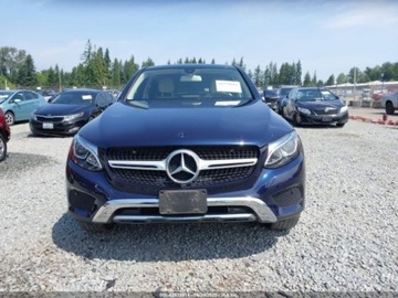 Mercedes GLC C253 2018 Mercedes-Benz GLC 2018 MERCEDES-BENZ GLC 300 COUPE 4MATIC 2.0 Benzyna 241KM, zdjęcie 4