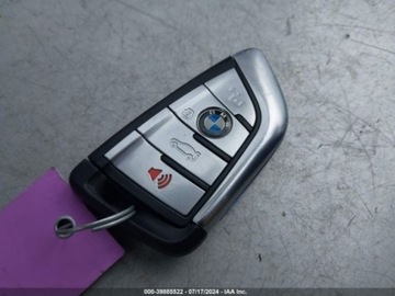 BMW X6 G06 2021 BMW X6 M50I 2021 4.4l 4.4 Benzyna 523KM, zdjęcie 12