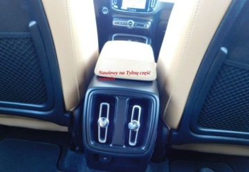 Volvo XC40 2021 Volvo XC 40 2.0T INSCRIPTION Bezowa Skora BLiS 2.0 Benzyna 197KM, zdjęcie 28