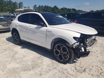 Alfa Romeo Stelvio SUV Facelifting 2023 2.0 GME Turbo 280KM 2024 Alfa Romeo Stelvio Ti 2024 2.0l 2.0 Benzyna 280KM, zdjęcie 4