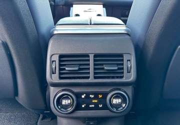 Land Rover Range Rover Velar SUV 2.0 SD4 240KM 2018 Land Rover Range Rover Velar Land Rover Range Rover Velar 2.0 SD4 R-Dynami, zdjęcie 26