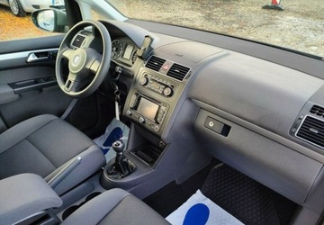 Volkswagen Touran II 1.4 TSI 140KM 2011 Volkswagen Touran Navi Super stan 1.4 Benzyna 140KM, zdjęcie 13