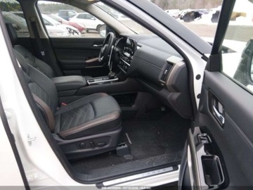 Nissan Pathfinder III 2024 Nissan Pathfinder Platinum 2024 3.5 Benzyna 284KM, zdjęcie 9