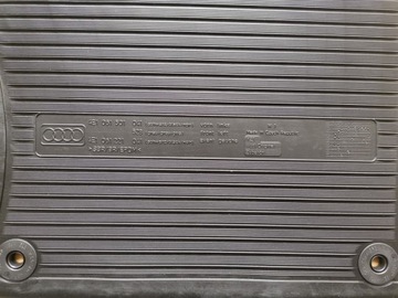 Коврики резиновые Audi A8 4E1061501 передние