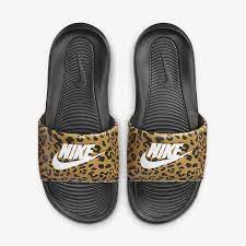 W Nike Victori One Slide Print CN9676 700 r.39