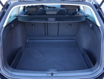 Volkswagen Golf VII Variant 2.0 TDI CR DPF BlueMotion Technology 150KM 2015 VW Golf 2.0 TDI, Salon Polska, 4X4, Navi, Xenon, zdjęcie 12