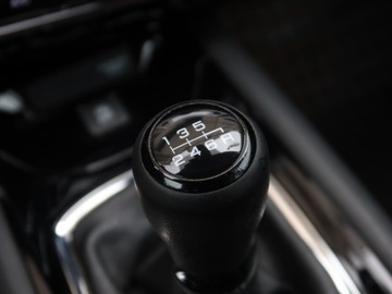 Honda HR-V II SUV 1.5 i-VTEC 130KM 2015 Honda HR-V 1.5 i-VTEC, Salon Polska, Serwis ASO, zdjęcie 17