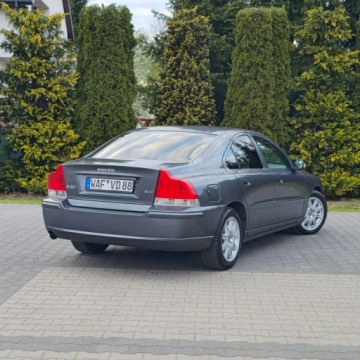 Volvo S60 I 2.4 D5 163KM 2006 Volvo S60 2.4D Automatik Momentum Skóra, Alufelgi, zdjęcie 13