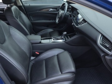 Opel Insignia II Sports Tourer 2.0 CDTI 170KM 2018 Opel Insignia 2.0 CDTI, 167 KM, Automat, VAT 23%, zdjęcie 8