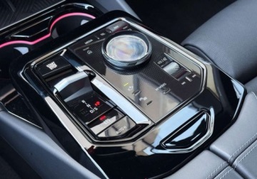 BMW Seria 5 G90-91 2025 BMW Seria 5 I wlasciciel M Pro Pakiet 360 Gwarancja Bezwypadkowy FVAT23, zdjęcie 22