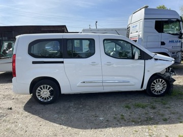 Toyota 2021 Toyota Proace City Verso Long 1.5 D-4D Business, zdjęcie 6