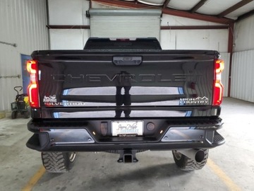 Chevrolet Silverado II 2023 Chevrolet Silverado K2500 High Country 2023 6.6l 6.6 Diesel 445KM, zdjęcie 2
