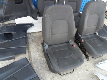 KIA RIO III 3 11-14 SEDADLA BOKY PÁSY ŠROUBY 3D