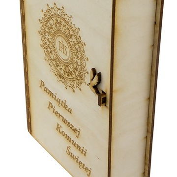 ДЕРЕВЯННАЯ КОРОБКА ПРИЧАСТНИЧЕСКИЕ СУВЕНИРЫ И СВЯТОЕ ПРИЧАСТИЕ