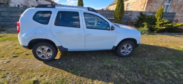 Dacia Duster I SUV Facelifting 1.2 TCe (Euro 6) 125KM 2015 Dacia Duster 4x4