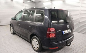 Volkswagen Touran I 1.4 TSI 140KM 2008 Volkswagen Touran 7-Osobowy, Grzane Fotele, Tempomat, Czujniki, Wielofunkc, zdjęcie 3