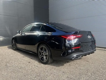 Mercedes CLA C118/X118 Coupe Facelifting 1.3 200 163KM 2025 MERCEDES-BENZ CLA 200 AMG Line Sedan 1.3 (163KM) 2025, zdjęcie 2