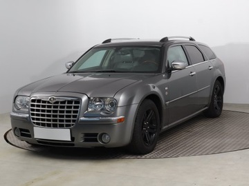Chrysler 300C I Touring 3.0 CRD V6 218KM 2006 Chrysler 300C 3.0 D, 214 KM, Automat, Xenon, zdjęcie 1