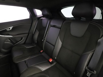 Volvo V40 II 2019 Volvo V40 R-line full LED klima auto navi grzane, zdjęcie 16