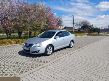 Volkswagen Jetta V 2008 Volkswagen Jetta 2.0 TDI Sportline 136KM 2008r, zdjęcie 5