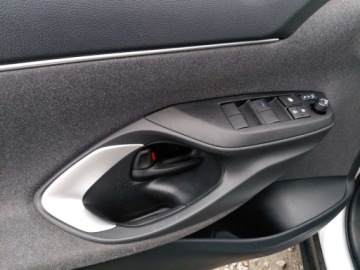 Toyota 2021 Toyota Yaris Cross Full LED Automat Navi Kamera 2xPDC Alu 1.5 Hybryda 92KM, zdjęcie 10