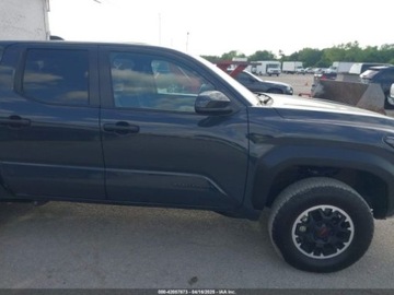 Toyota Tacoma II 2024 Toyota Tacoma 2024r., TRD OFF ROAD, od ubezpieczalni 2.4 Benzyna 278KM, zdjęcie 7
