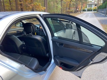 Mercedes Klasa C W204 Limuzyna 3.0 300 231KM 2008 Mercedes-Benz Klasa C Mercedes-Benz C 280 V6 4-Matic Super Stan Szwajcar, zdjęcie 18