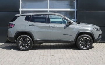 Jeep Compass II SUV Plug-In Facelifting 1.3 GSE T4 240KM 2023 Jeep Compass Salon Polska 4X4 Raty 50-50 0 Leasing 2 Gwarancja od RiA, zdjęcie 6