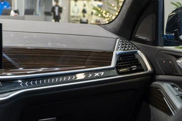 BMW X7 SUV Facelifting 3.0 40d 352KM 2025 BMW X7 xDrive40d - Dostępne od ręki!, zdjęcie 27