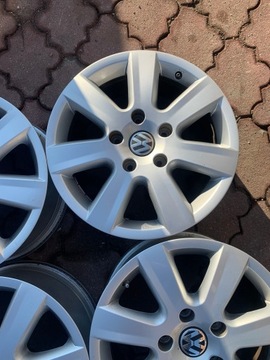 4SZT. 17' 5X130 ET50 7,5J VW TOUAREG 7P6601025