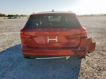 Volvo V60 II  2020 Volvo V60 2.0 T5 254 KM, 4x4, piekny kolor, 2.0 Benzyna 254KM, zdjęcie 7