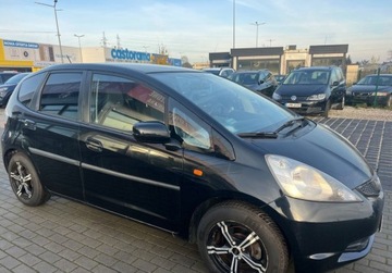 Honda Jazz III 1.2 i-VTEC 90KM 2011 Honda Jazz 1.2Benz.90KM Klima AluNowe Opony Kurtyny ESP Faktura Gwarancja, zdjęcie 24