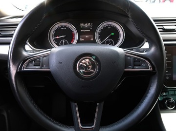 Skoda Superb III Liftback Facelifting 1.5 TSI 150KM 2019 Skoda Superb 1.5 TSI, Salon Polska, Serwis ASO, zdjęcie 12