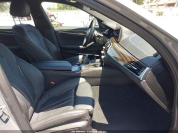 BMW Seria 5 G30-G31 2021 BMW Seria 5 540i 2021 3.0l 3.0 Benzyna 335KM, zdjęcie 9