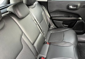 Jeep Compass II SUV 1.4 Multiair 170KM 2018 Jeep Compass automat, 4x4, skory, nawigacja , kamera 1.4 Benzyna 170KM, zdjęcie 33