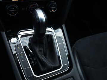 Volkswagen Arteon Fastback 2.0 TSI 190KM 2018 VW Arteon 2.0 TSI, Salon Polska, Automat, Skóra, zdjęcie 15