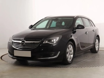 Opel Insignia I Sports Tourer Facelifting 2.0 CDTI ECOTEC 130KM 2014 Opel Insignia 2.0 CDTI, Automat, Navi, Klima, zdjęcie 1