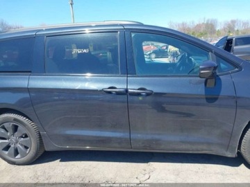 Chrysler Pacifica II 2019 Chrysler Pacifica Hybrid Limited 2019 3.6l 3.6 Hybryda 260KM, zdjęcie 6