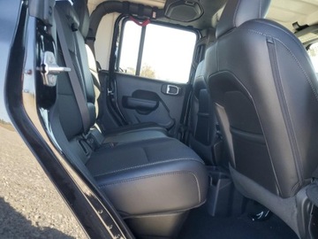 Jeep Gladiator 2023 Jeep Gladiator Sport 2023 3.6l 3.6 Benzyna 285KM, zdjęcie 10