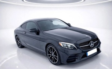 Mercedes Klasa C W205 Coupe Facelifting 2.0 300 258KM 2020 Mercedes-Benz Klasa C C300 2.0 BENZ 258 km 44.000 km 2020r Warszawa