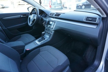 Volkswagen Passat B7 Variant 2.0 TDI CR DPF BlueMotion 140KM 2012 Volkswagen Passat sprawdzony na długich trasach,, zdjęcie 26