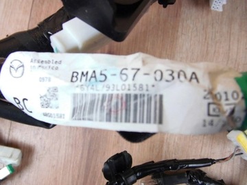 MAZDA 3 III SVAZEK INSTALACE KABEL POD KONZOLA BMA5-67-030A