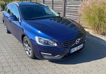 Volvo V60 I Kombi Facelifting 2.0 D4 DRIVE-E 181KM 2015 Volvo V60 2.0D4 Ocean Race Full Opcja Xenon Szyber Serwis 1-wlasc Zadbana, zdjęcie 10