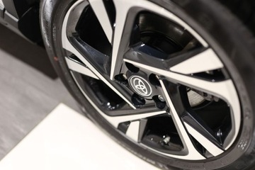 Toyota C-HR I Crossover Facelifting 2.0 Hybrid Dynamic Force 184KM 2023 Toyota C-HR 2.0 Hybrid Style 2.0 Hybryda 184KM, zdjęcie 25