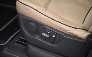 Renault Espace IV Van Facelifting 2.0 dCi 150KM 2013 Renault Grand Espace Renault Grand Espace 2.0 dCi FAP Initiale 2.0 Diesel, zdjęcie 27