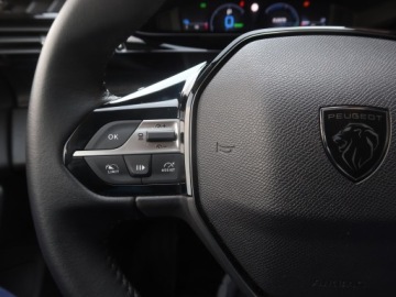 Peugeot 408 Crossover Plug-In 1.6 Plug-In Hybrid 180KM 2023 Peugeot 408 Hybrid 180, Salon Polska, zdjęcie 20