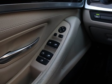 BMW Seria 5 F10-F11 Touring 525d 218KM 2013 BMW 5 525d xDrive, 214 KM, 4X4, Automat, VAT 23%, zdjęcie 17